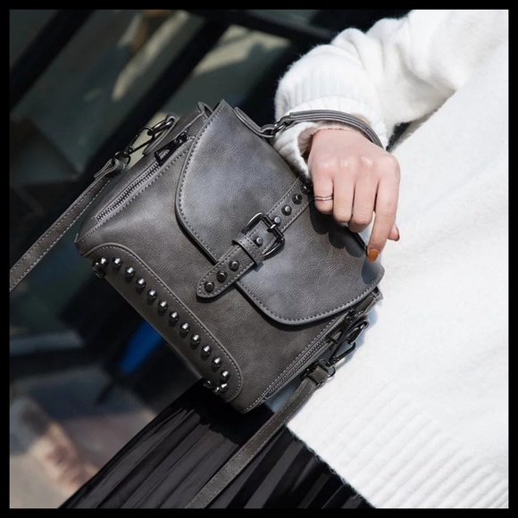 #NEW SOFIA Tote Crossbody B - Picture 3 of 6